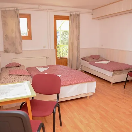 Bed & Breakfast Napsugar Panzio