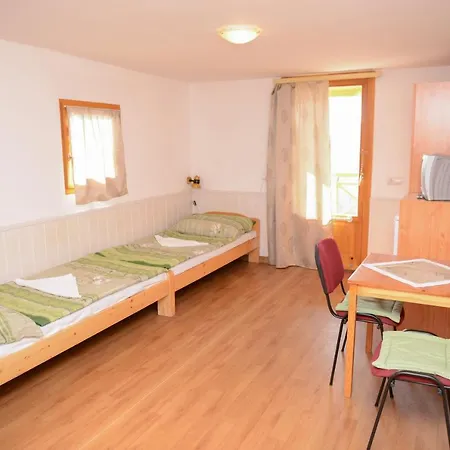 Napsugar Panzio Bed & Breakfast