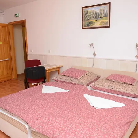 Napsugar Panzio Bed & Breakfast *